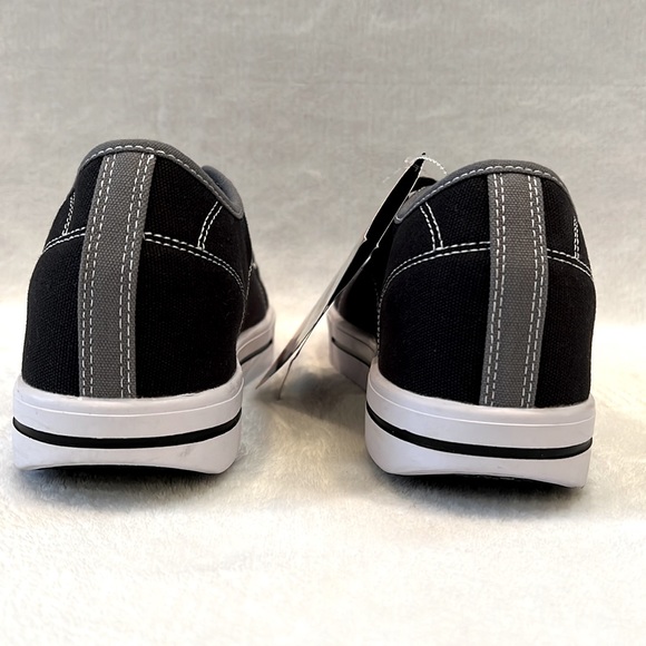 Heelys Black Canvas Roller Skate Sneaker Shoes - Picture 9 of 11